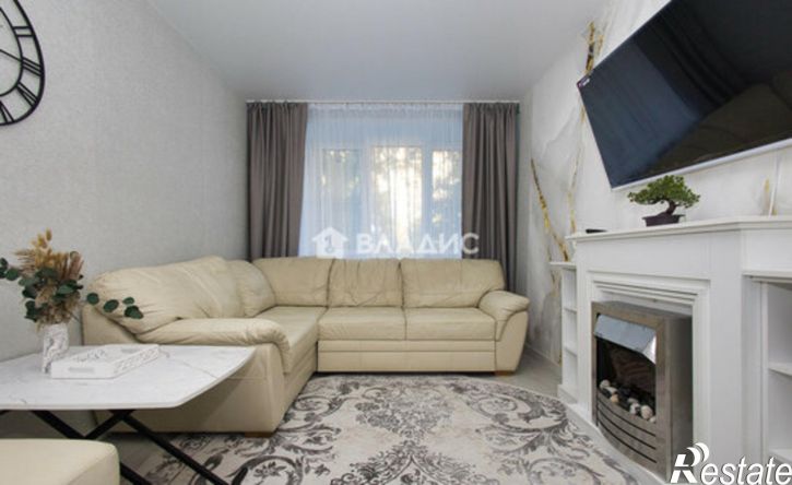 3-комн квартира ул Модорова, 8А,  д. 8А