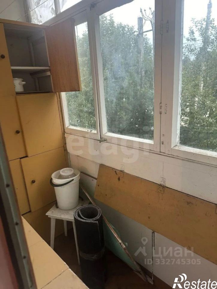 2-комн квартира улица Крайнова, 14,  д. 14