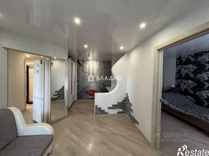 2-комн квартира пр-кт Строителей, 44Б,  д. 44Б