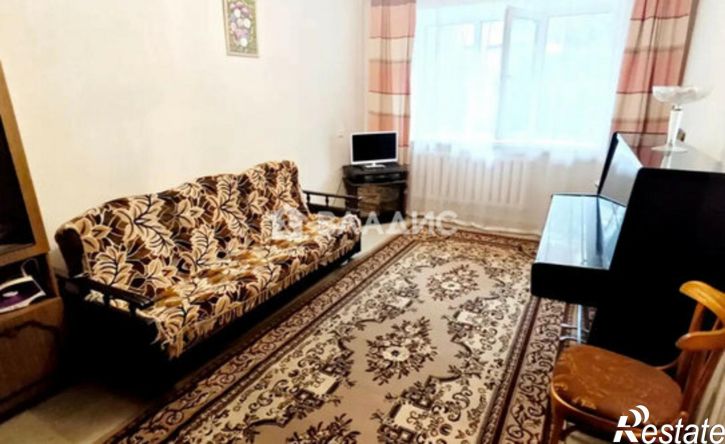 2-комн квартира ул Крайнова, 14,  д. 14