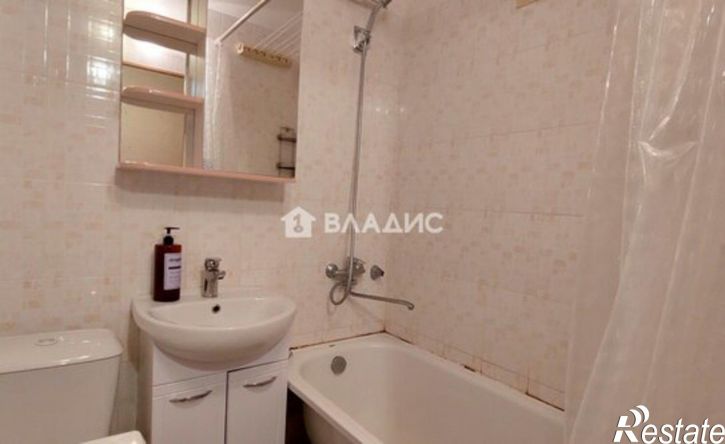 1-комн квартира Институтский г-к, 32,  д. 32