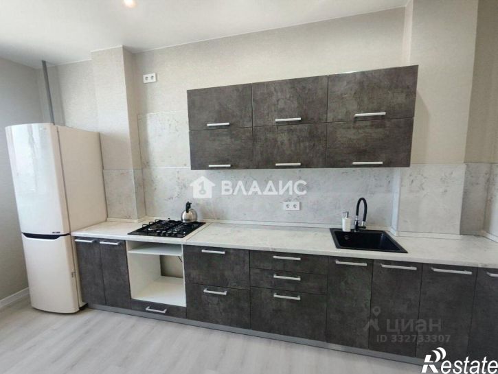2-комн квартира ул Славная, 8,  д. 8