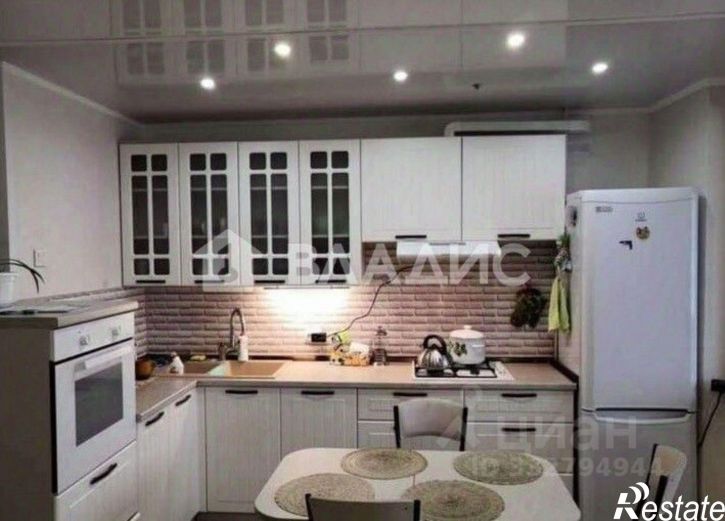 2-комн квартира ул Крайнова, 18,  д. 18