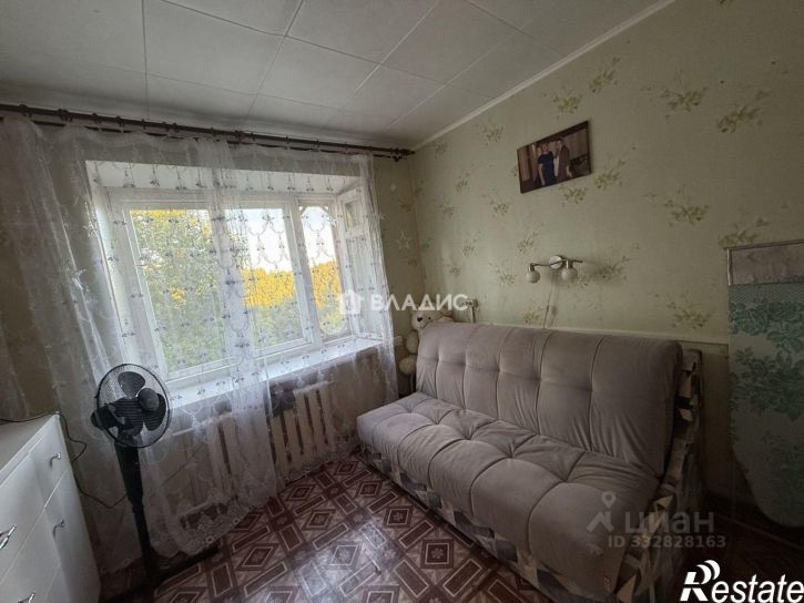 Комната Институтский г-к, 9,  д. 9