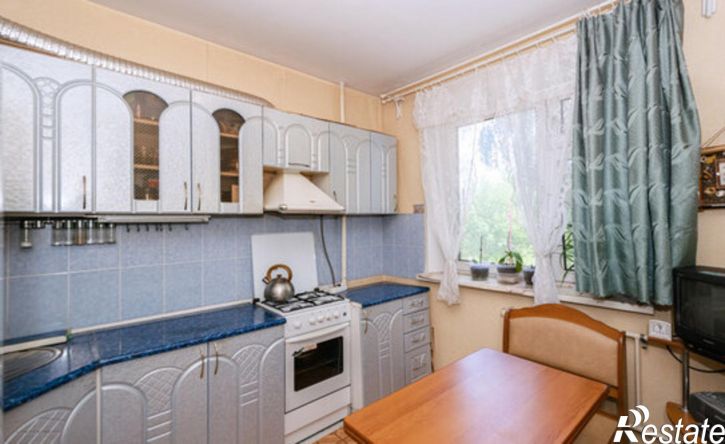 3-комн квартира ул Безыменского, 2,  д. 2