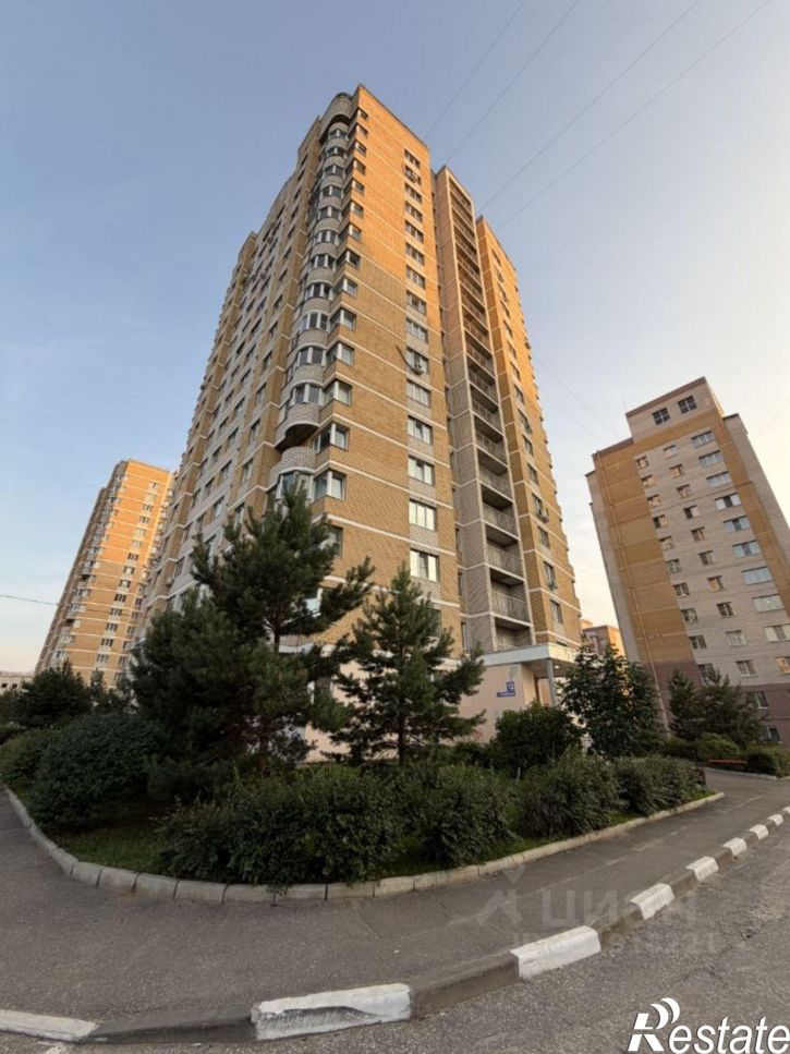2-комн квартира ул Гвардейская, 13Б,  д. 13Б