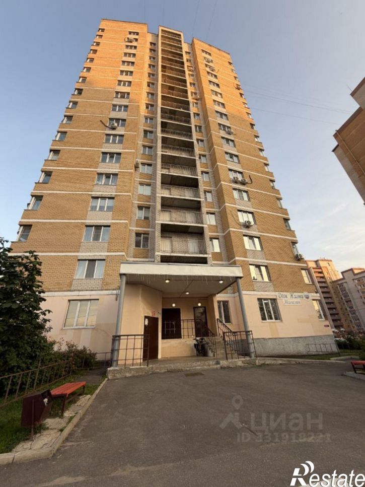 2-комн квартира ул Гвардейская, 13Б,  д. 13Б