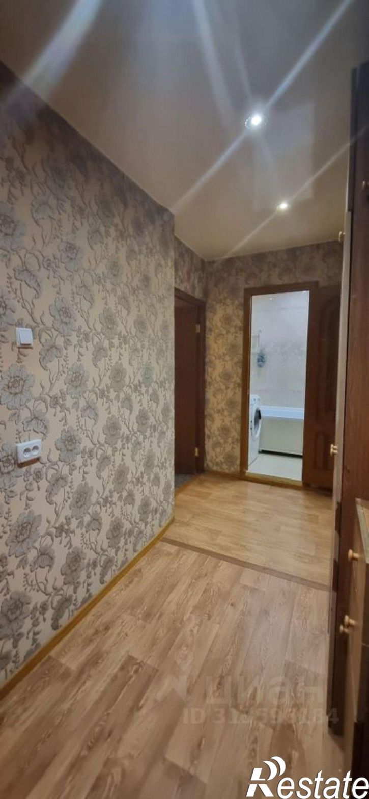 3-комн квартира ул Комиссарова, 3Б,  д. 3Б
