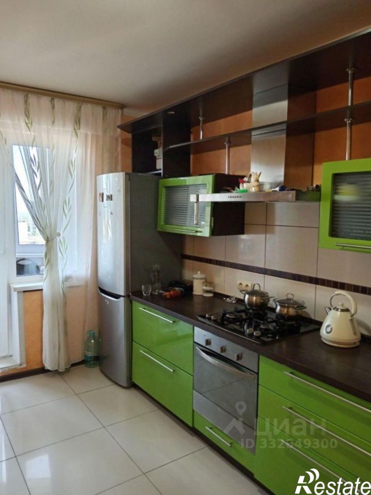 3-комн квартира ул Соколова-Соколенка, 11б,  д. 11б