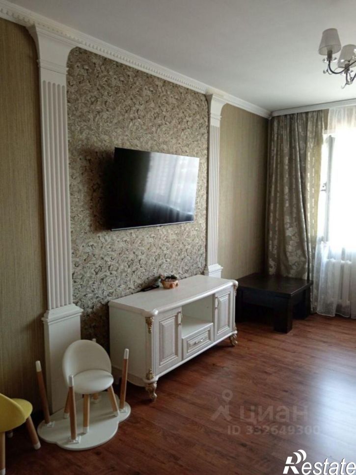 3-комн квартира ул Соколова-Соколенка, 11б,  д. 11б