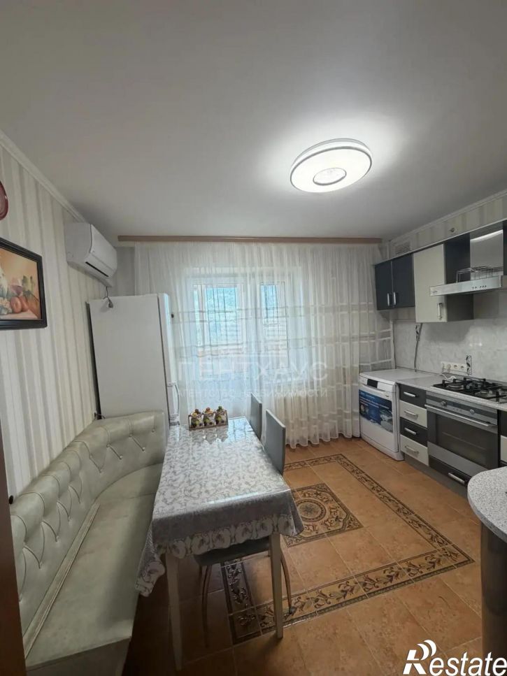 2-комн квартира проспект Строителей, 15Ж