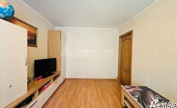 3-комн квартира пр-кт Строителей, 14,  д. 14