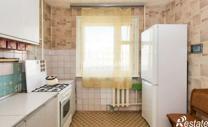 3-комн квартира ул Комиссарова, 1А,  д. 1А