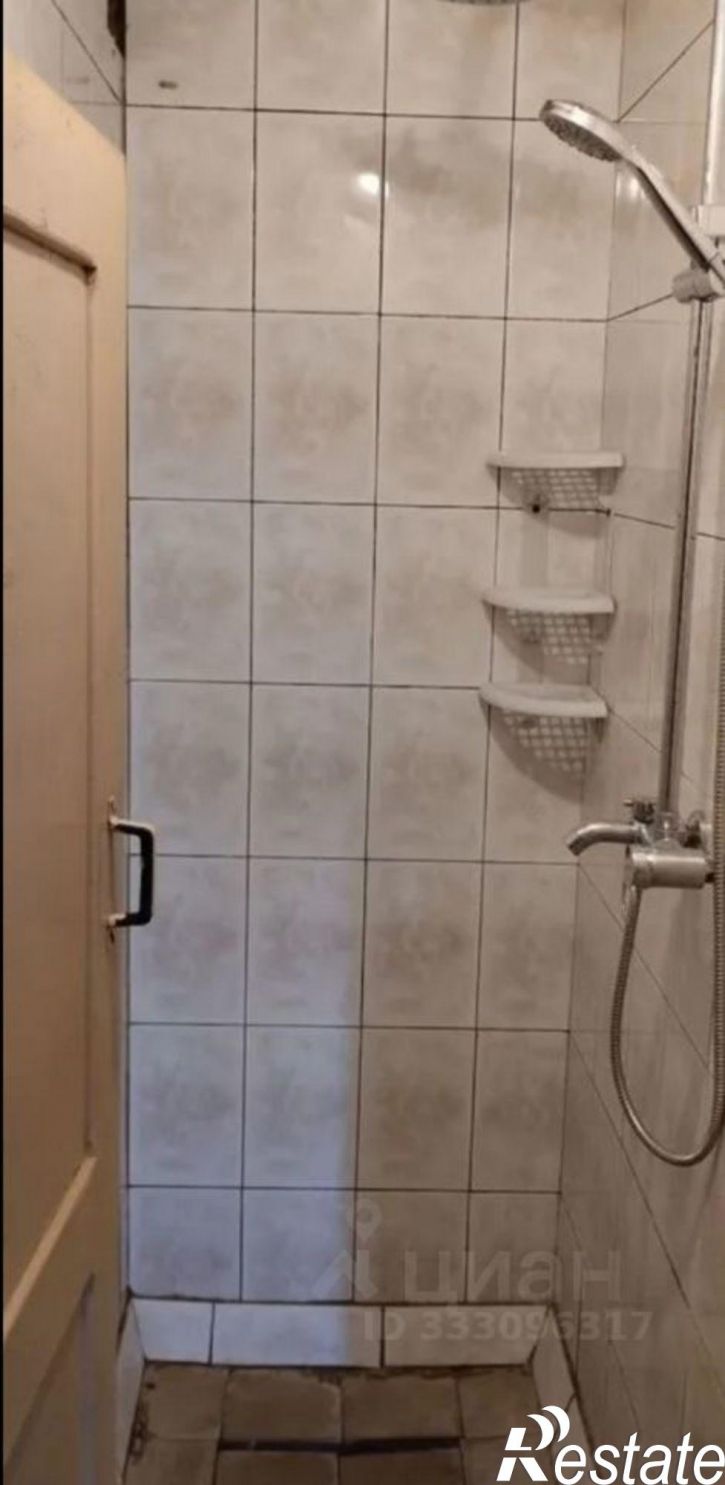 Комната Институтский г-к, 9,  д. 9