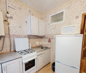 2-комн, 42кв м, этаж 1/5 ул Василисина, 18