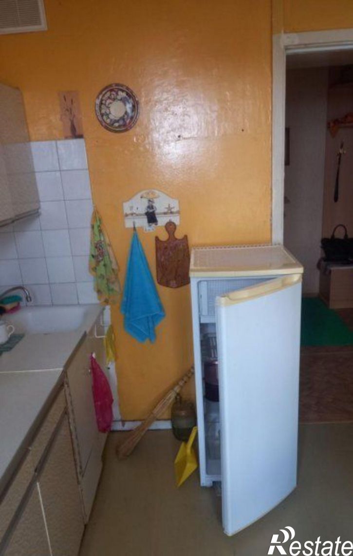 3-комн квартира Комиссарова ул, 33