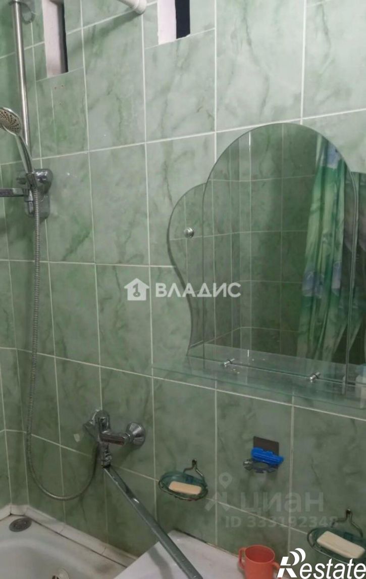 3-комн квартира ул Комиссарова, 33,  д. 33