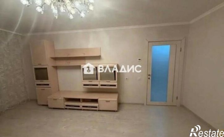 3-комн квартира ул Комиссарова, 22а,  д. 22а