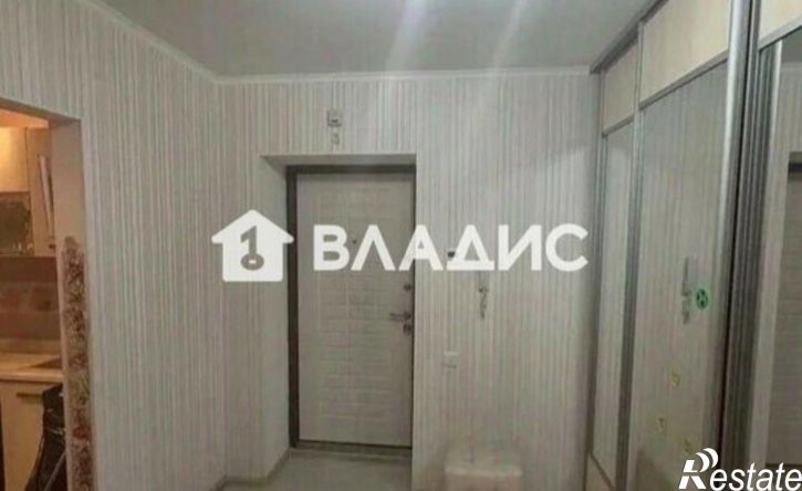 3-комн квартира ул Комиссарова, 22а,  д. 22а