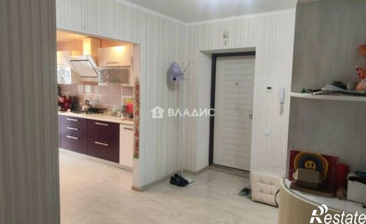 3-комн квартира ул Комиссарова, 22а,  д. 22а