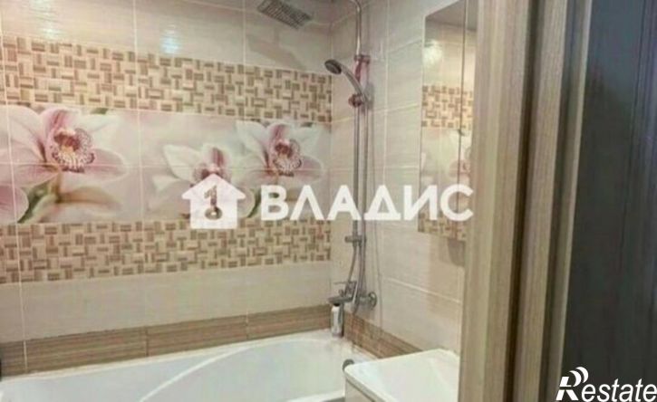 3-комн квартира ул Комиссарова, 22а,  д. 22а