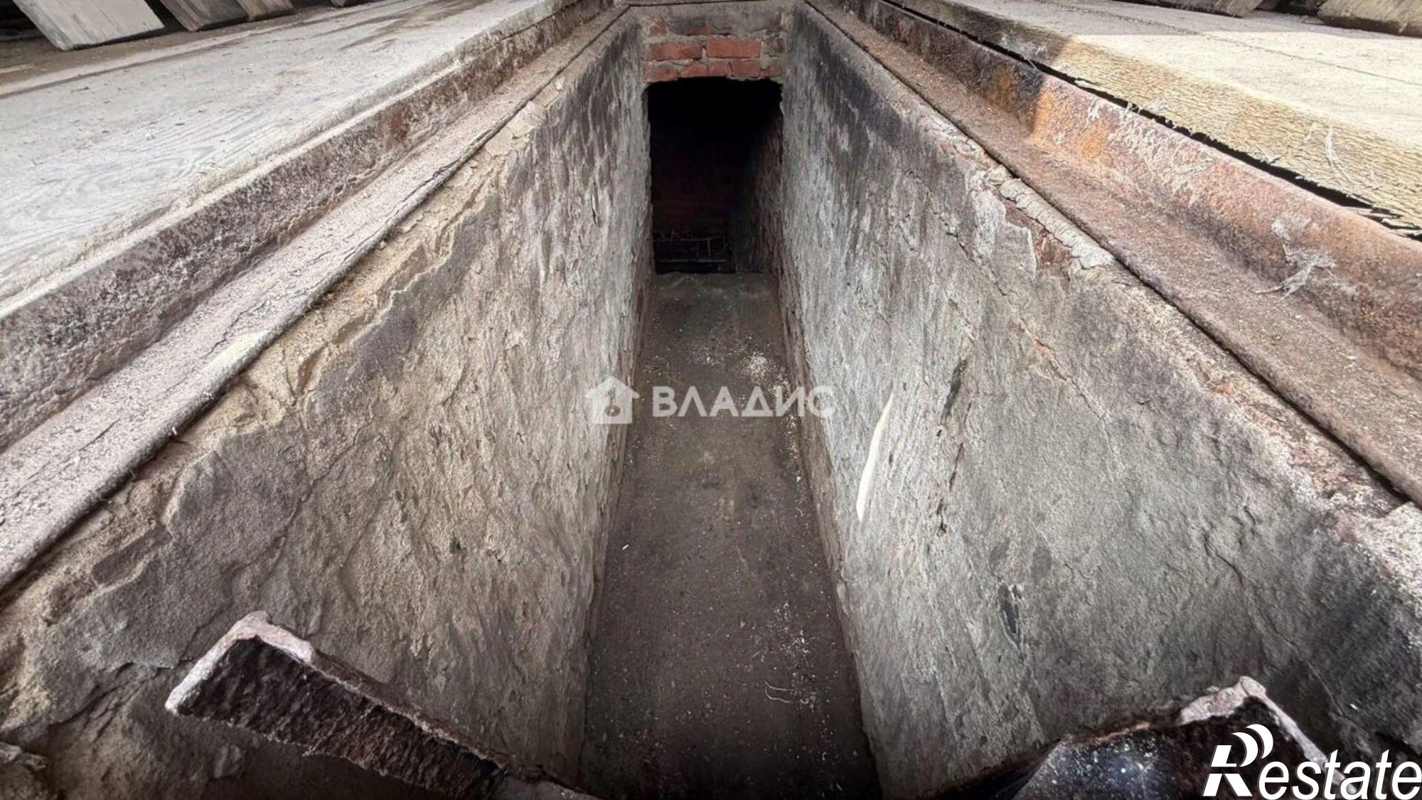 Купить гараж, место в паркинге за 680 001 рублей на ул Пугачёва, 62