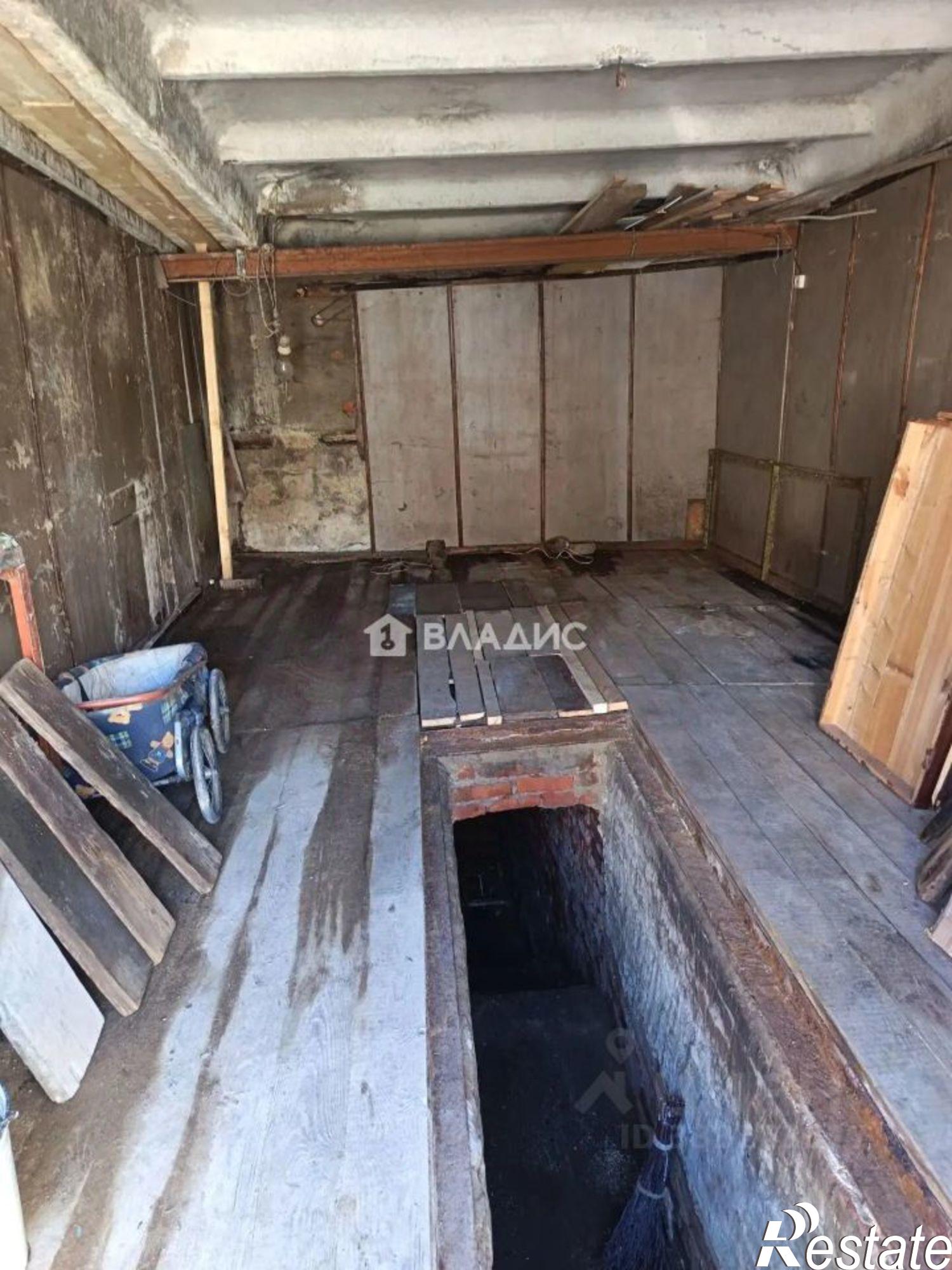 Купить гараж, место в паркинге за 680 001 рублей на ул Пугачёва, 62