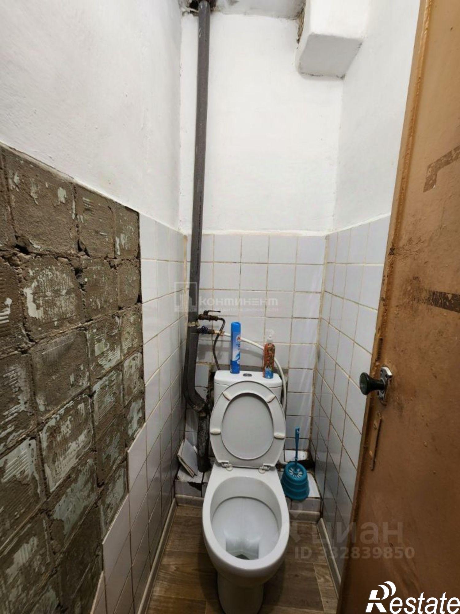 Купить комнату за 930 000 рублей на ул Асаткина, 32