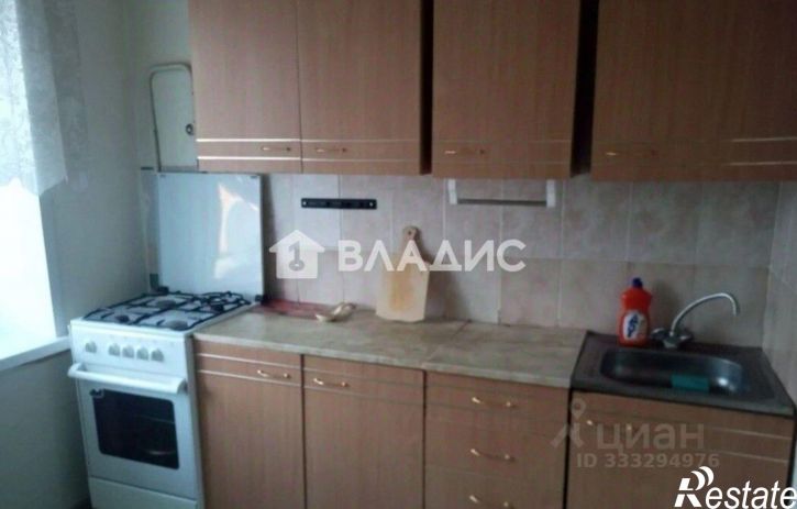 1-комн квартира ул Модорова, 5,  д. 5