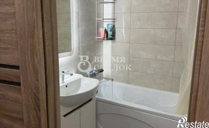 2-комн квартира пр-кт Строителей, 42А,  д. 42А