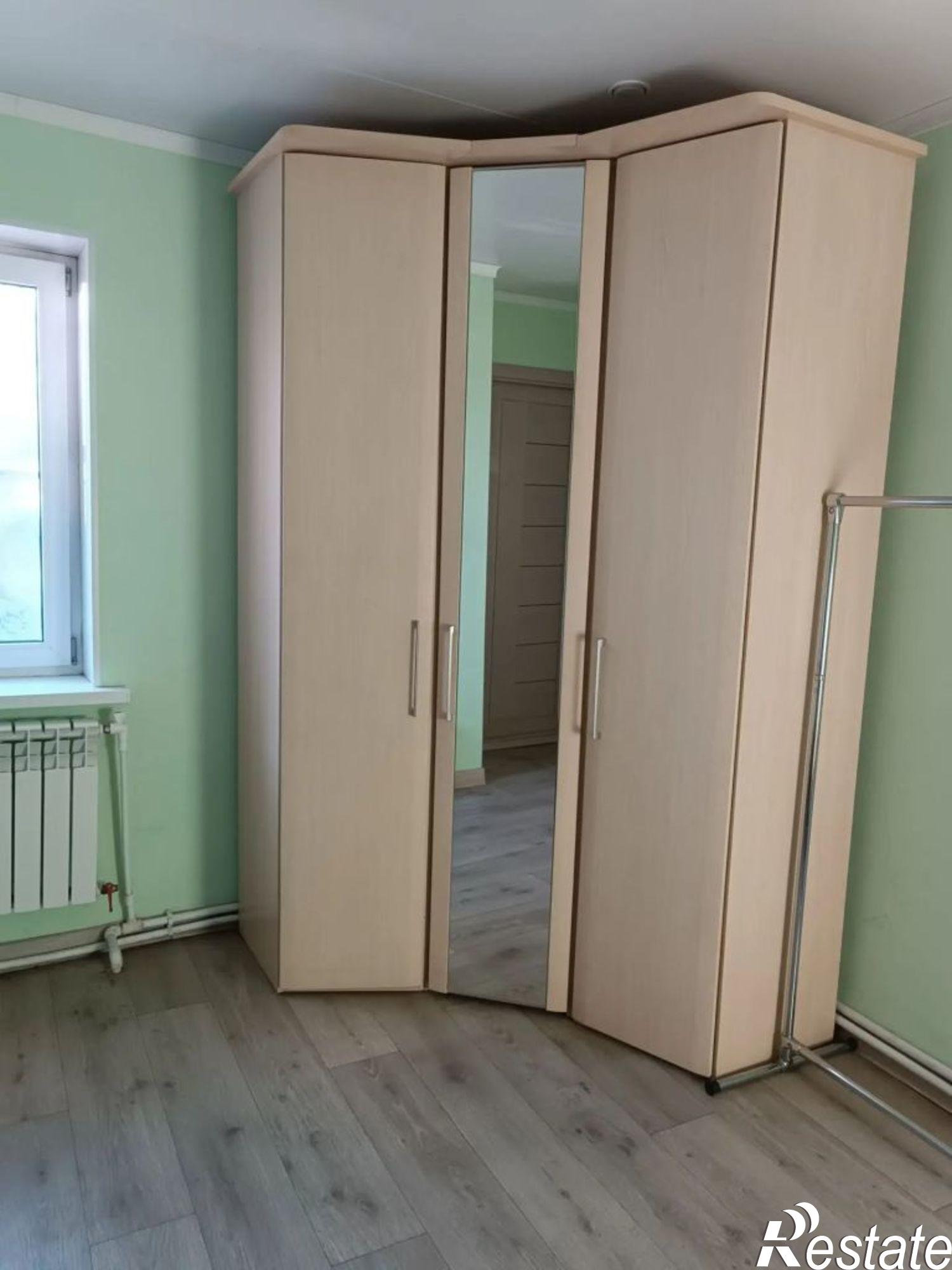 Сдать дачу, дом, коттедж за 30 000 рублей на Белякова ул