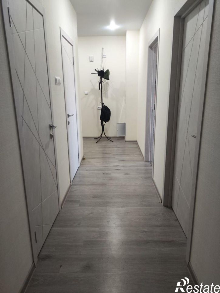 3-комн квартира Родионовка ул, 8