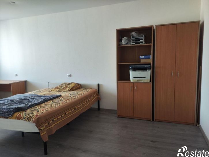 3-комн квартира Родионовка ул, 8