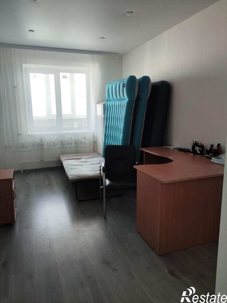 3-комн квартира Родионовка ул, 8