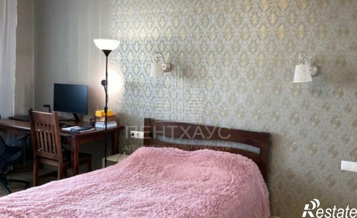 2-комн квартира ул Крайнова, 3а,  д. 3а