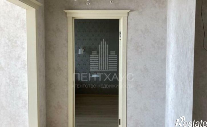 2-комн квартира ул Крайнова, 3а,  д. 3а