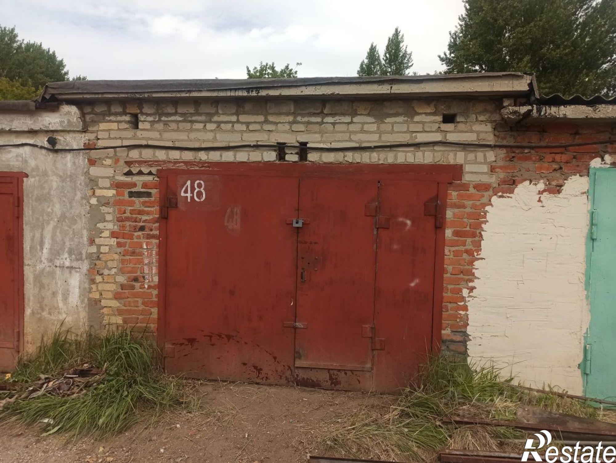 Купить гараж, место в паркинге за 700 005 рублей на ул Усти-на-Лабе, 35а