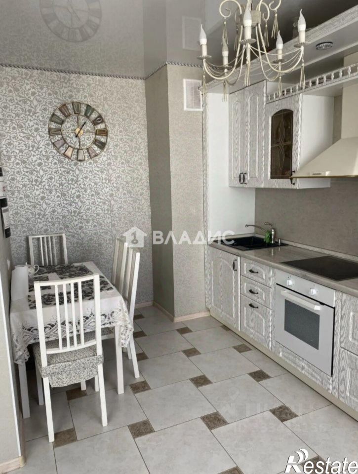 3-комн квартира ул Гвардейская, 15,  д. 15