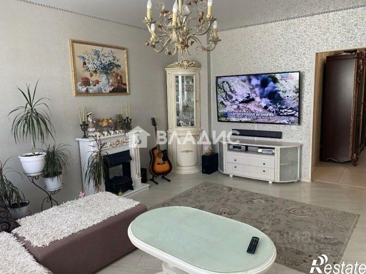 3-комн квартира ул Гвардейская, 15,  д. 15