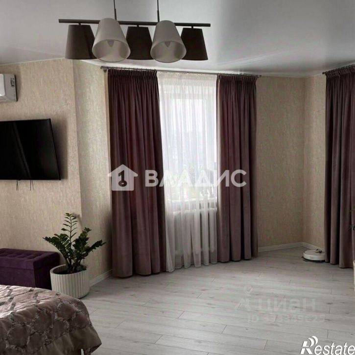2-комн квартира ул Мира, 2,  д. 2