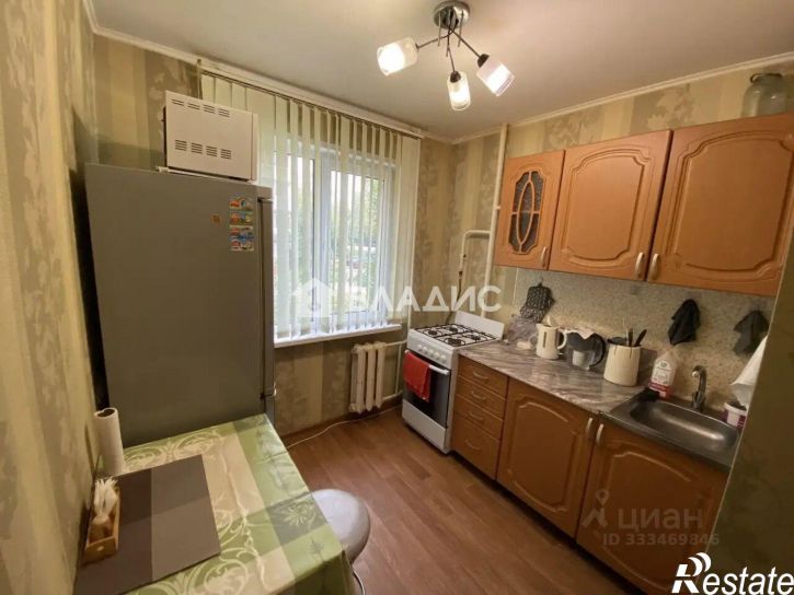 2-комн квартира пр-кт Строителей, 44Б,  д. 44Б