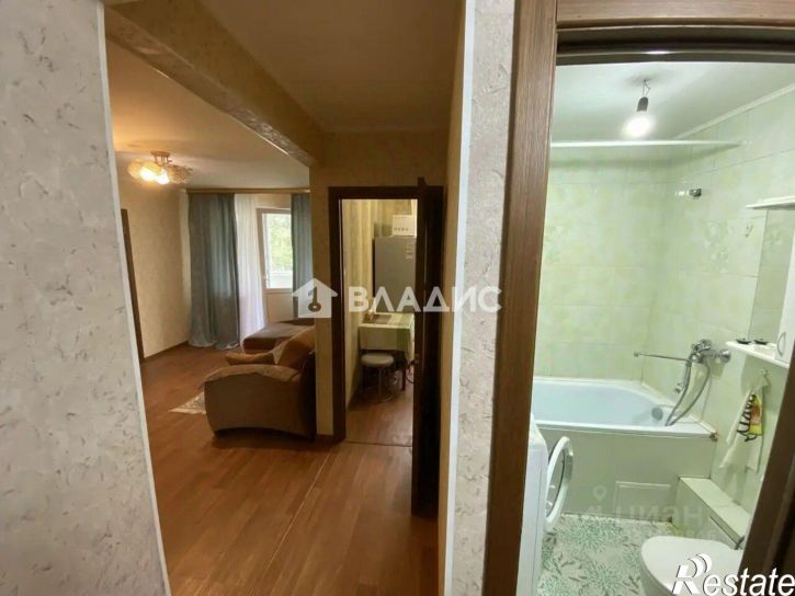 2-комн квартира пр-кт Строителей, 44Б,  д. 44Б