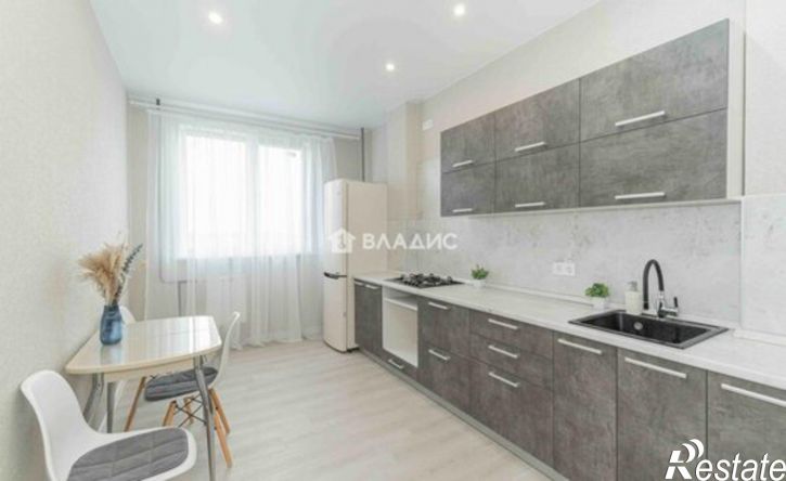 2-комн квартира ул Славная, 8,  д. 8