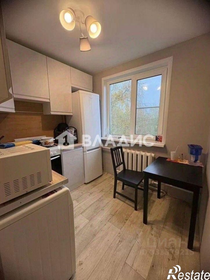 2-комн квартира пр-кт Строителей, 28,  д. 28