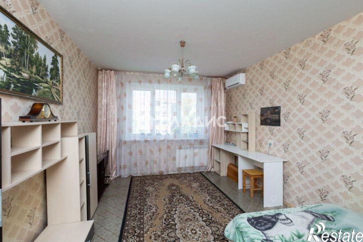 3-комн квартира улица Безыменского, 18А,  д. 18А