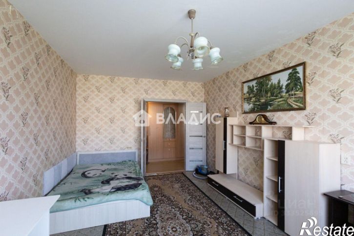 3-комн квартира улица Безыменского, 18А,  д. 18А