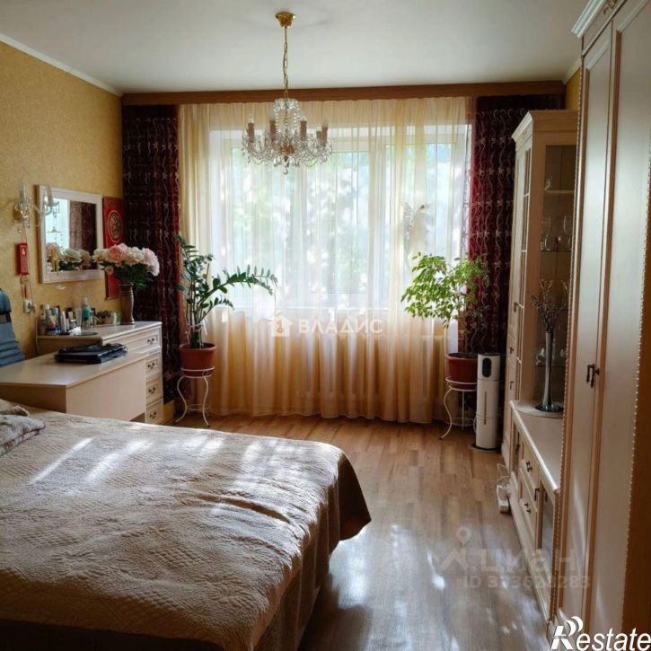 2-комн квартира улица Безыменского, 12,  д. 12