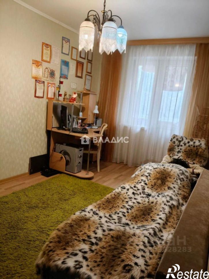 2-комн квартира улица Безыменского, 12,  д. 12