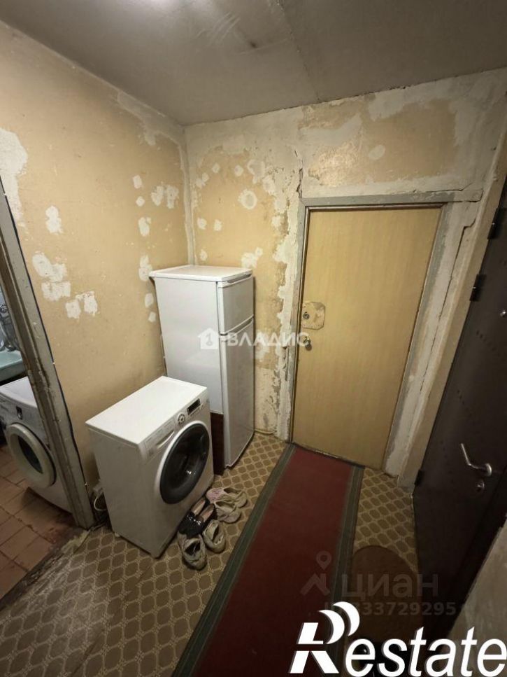 Комната Тракторная улица, 1В,  д. 1В