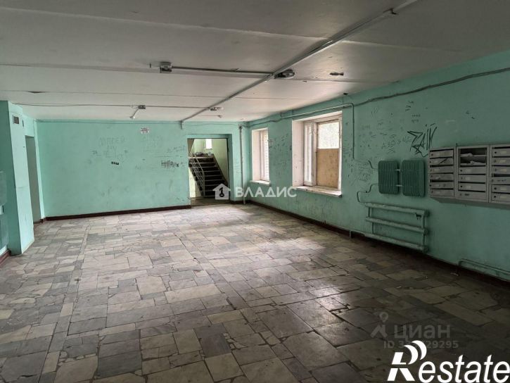 Комната Тракторная улица, 1В,  д. 1В